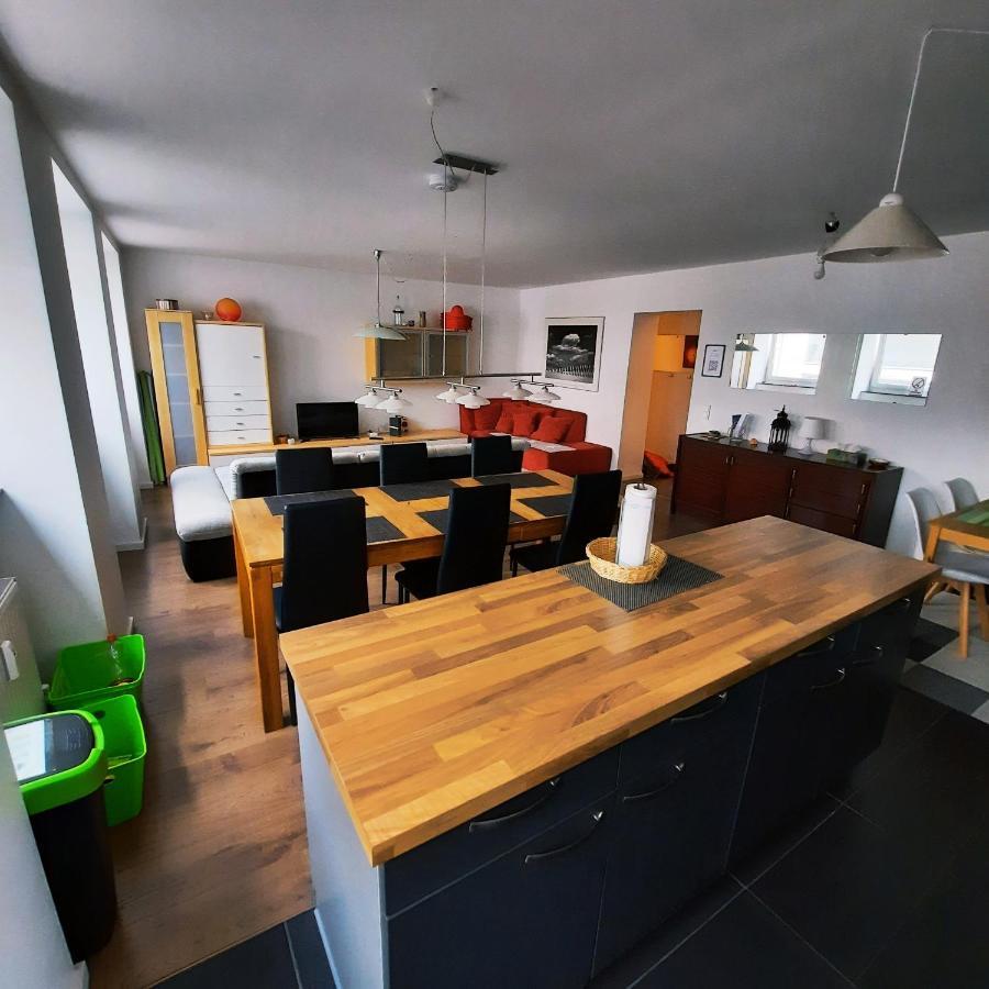 Full Flat 3 Bedrooms Saarbrucken Center -11 People Kültér fotó